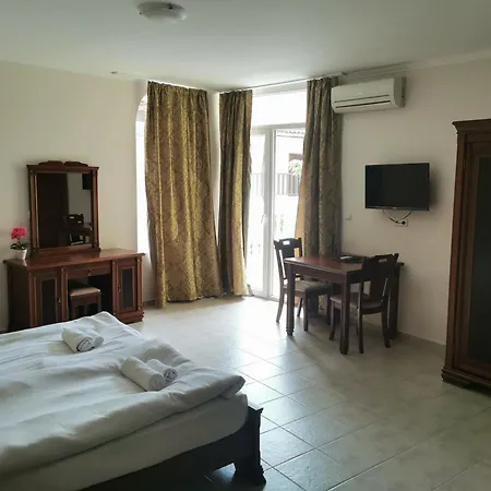 Apartmanhotel Marina Sunrise *